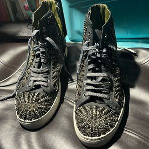Size 11 Donald J Pilner